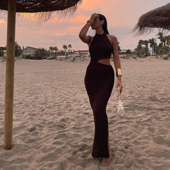 ZARA TEXTURED CUT OUT DRESS - Picture 2 of 11